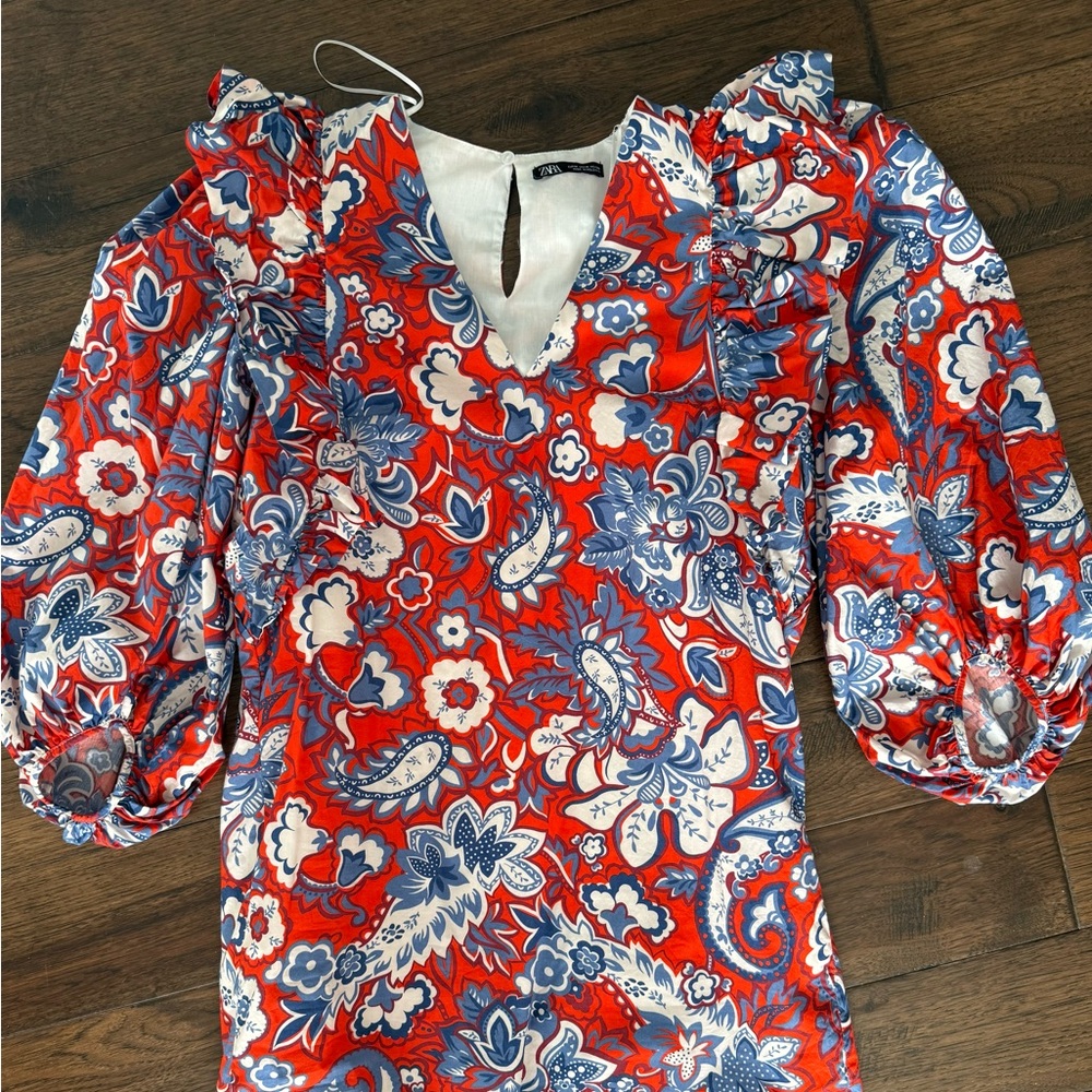 Beautiful Zara dress size M